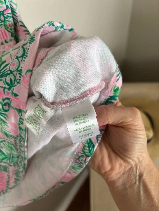 Lilly Pulitzer Skipper Popover in Mandevilla Baby Always Worth It - Picture 5 of 8